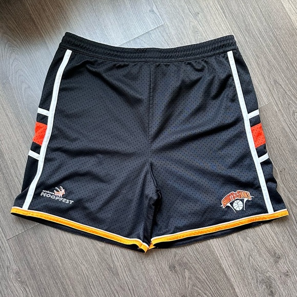 Basketball Shorts - Picture 1 of 5